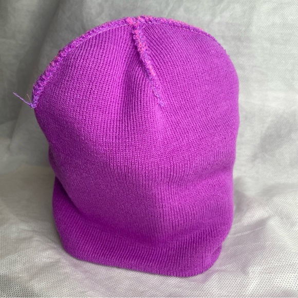 Sanrio Hello Kitty Beanie Hat Cap Womens OSFM Pink & Purple Striped 90s Y2K - Picture 7 of 14